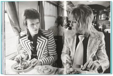 Mick Rock. The Rise of David Bowie. 1972-1973 - фото 8
