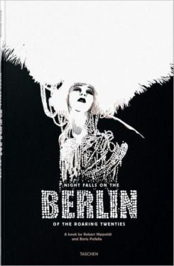 Night Falls on the Berlin of the Roaring Twenties - Хобі Захоплення