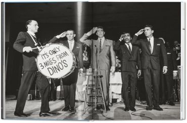 Gay Talese. Phil Stern. Frank Sinatra Has a Cold - фото 6